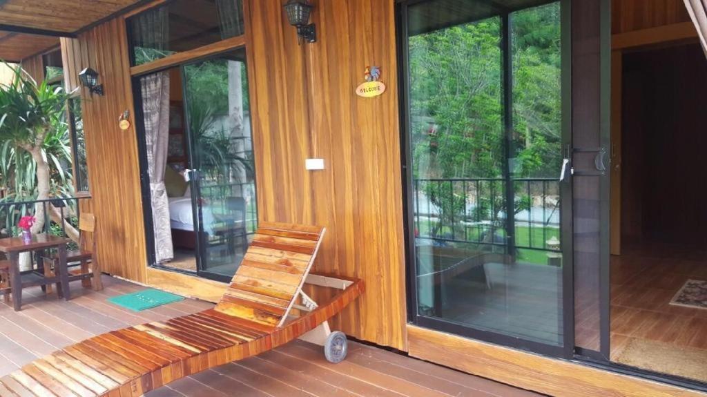 Dusit Talai Resort Muszi Kültér fotó