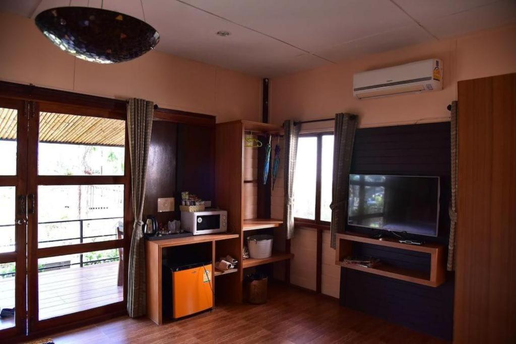 Dusit Talai Resort Muszi Kültér fotó