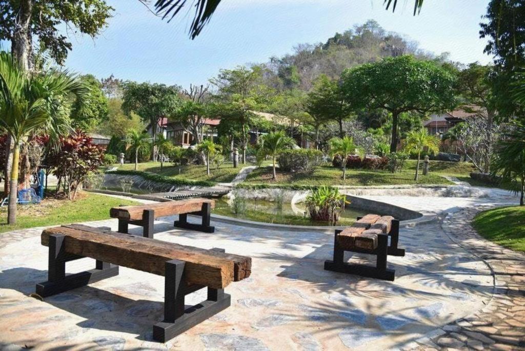 Dusit Talai Resort Muszi Kültér fotó